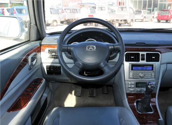 野马F99 2010款 1.5L 舒适型 中控类   驾驶位