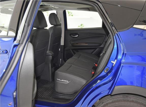 云度π3 2018款 Pro 尊贵型（双色） 车厢座椅   后排空间