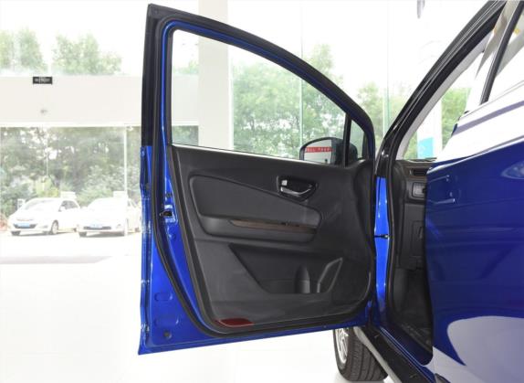 云度π3 2018款 Pro 尊贵型（双色） 车厢座椅   前门板
