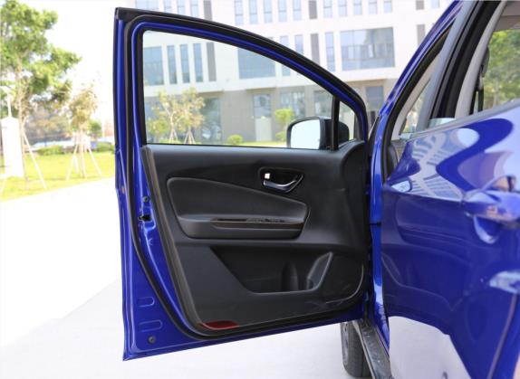 云度π3 2019款 Pro远行版 尊贵型（单色） 车厢座椅   前门板