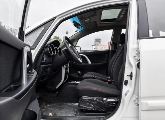 全界Q1 2018款 1.4L AMT天窗导航版 车厢座椅   前排空间
