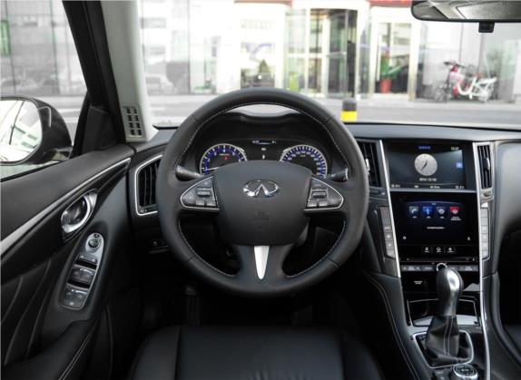 英菲尼迪Q50L 2015款 2.0T 舒适版 中控类   驾驶位