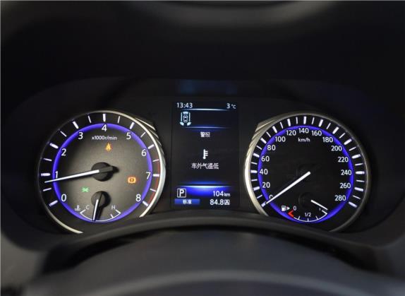 英菲尼迪Q50L 2015款 2.0T 豪华运动版 中控类   仪表盘