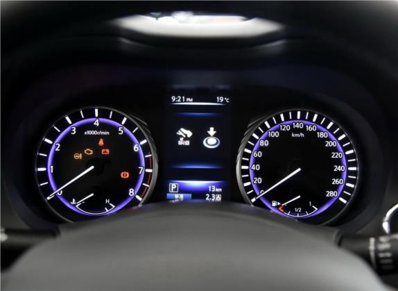 英菲尼迪Q50L 2016款 2.0T 舒适版 中控类   仪表盘