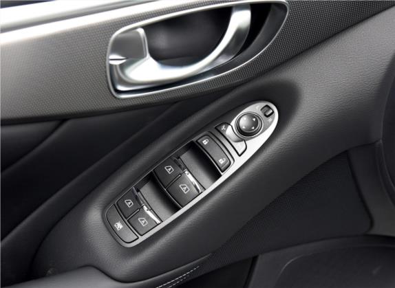 英菲尼迪Q50L 2016款 2.0T 菁英运动版 车厢座椅   门窗控制