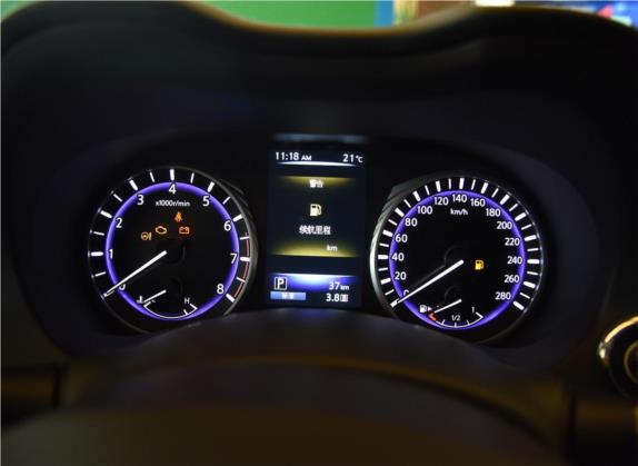 英菲尼迪Q50L 2016款 2.0T 豪华版 中控类   仪表盘