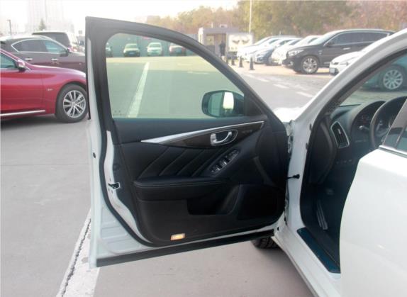 英菲尼迪Q50L 2016款 2.0T 豪华运动版 车厢座椅   前门板