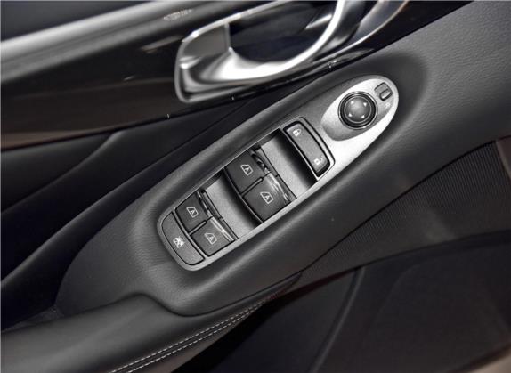 英菲尼迪Q50L 2018款 2.0T 舒适版 国V 车厢座椅   门窗控制