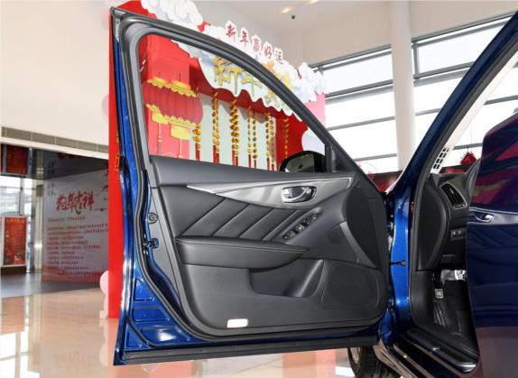 英菲尼迪Q50L 2018款 2.0T 逸享版 国V 车厢座椅   前门板