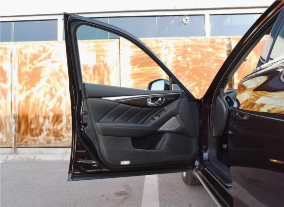 英菲尼迪Q50L 2018款 2.0T 豪华版 国V 车厢座椅   前门板