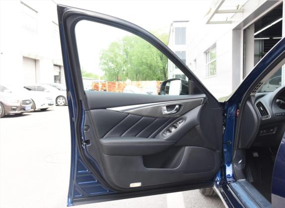 英菲尼迪Q50L 2018款 2.0T 逸享版 国VI 车厢座椅   前门板