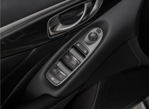 英菲尼迪Q50L 2021款 2.0T 舒适版 车厢座椅   门窗控制