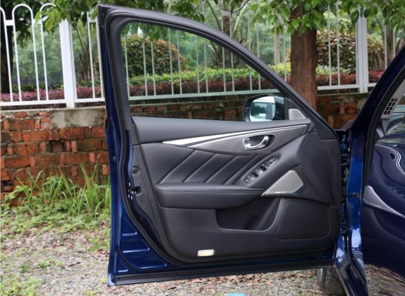 英菲尼迪Q50L 2021款 2.0T 进享运动版 车厢座椅   前门板