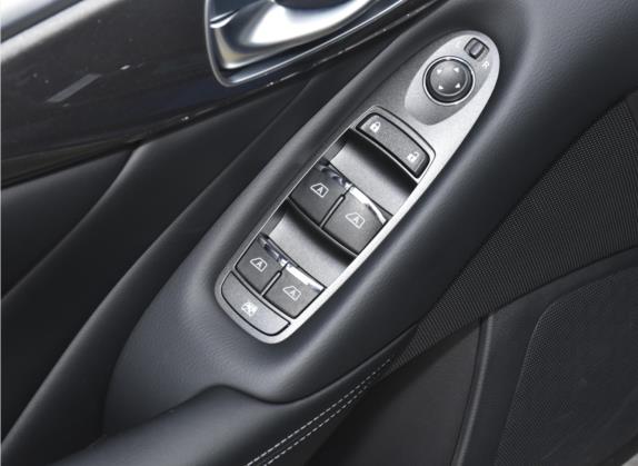 英菲尼迪Q50L 2022款 2.0T 舒适版 车厢座椅   门窗控制