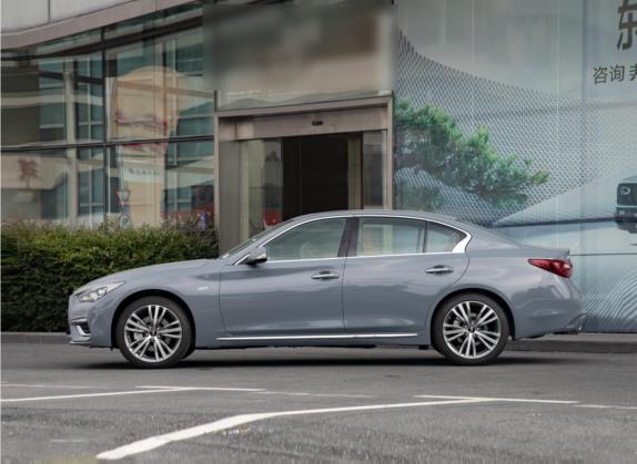 英菲尼迪Q50L 2022款 2.0T WAVE版 外观   正侧