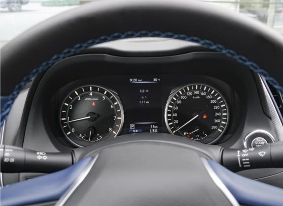 英菲尼迪Q50L 2022款 2.0T WAVE版 中控类   仪表盘
