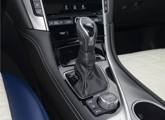 英菲尼迪Q50L 2022款 2.0T WAVE版 中控类   挡把