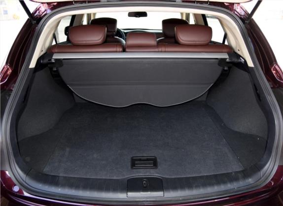 英菲尼迪QX50 2015款 2.5L 尊享版 车厢座椅   后备厢