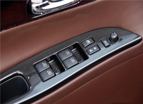 英菲尼迪QX50 2015款 2.5L 尊享版 车厢座椅   门窗控制