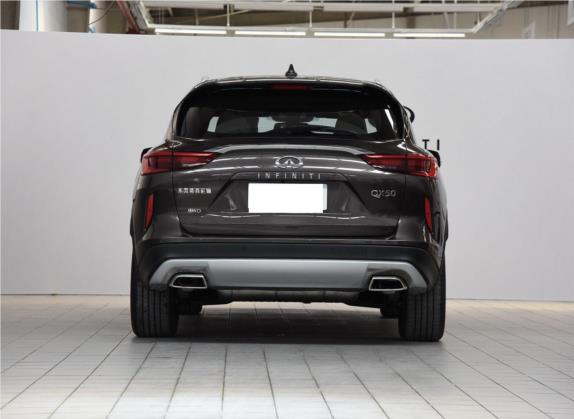 英菲尼迪QX50 2018款 2.0T 四驱旗舰版 外观   正后