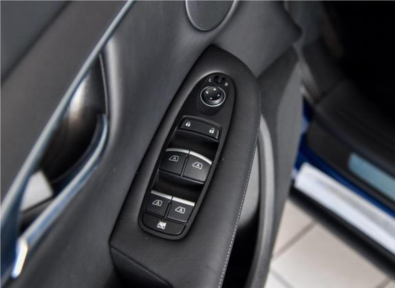 英菲尼迪QX50 2018款 2.0T 两驱菁英版 车厢座椅   门窗控制