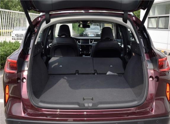 英菲尼迪QX50 2018款 2.0T 四驱智能版 车厢座椅   后备厢