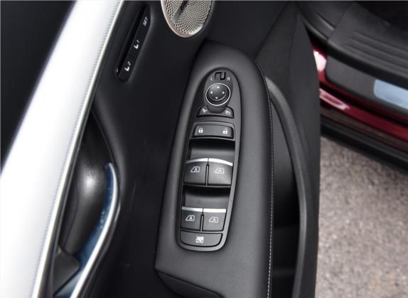 英菲尼迪QX50 2018款 2.0T 四驱智能版 车厢座椅   门窗控制