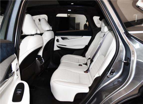 英菲尼迪QX50 2018款 2.0T 四驱豪华版 车厢座椅   后排空间