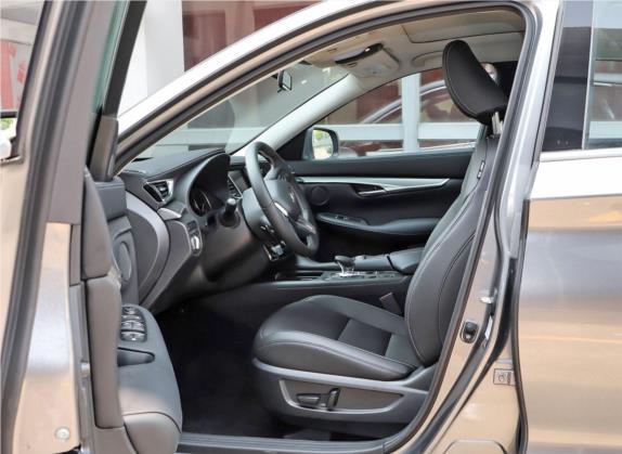英菲尼迪QX50 2020款 2.0T 两驱菁英版 车厢座椅   前排空间