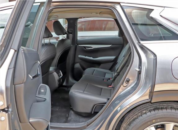 英菲尼迪QX50 2020款 2.0T 两驱菁英版 车厢座椅   后排空间