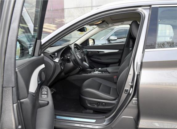 英菲尼迪QX50 2020款 2.0T 四驱菁英版 车厢座椅   前排空间