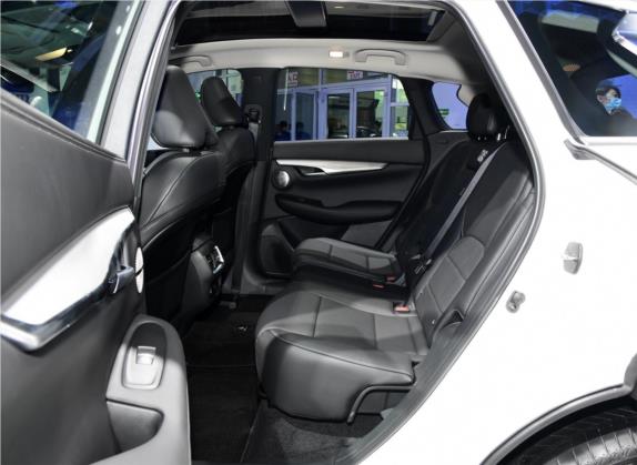 英菲尼迪QX50 2020款 2.0T 四驱豪华版 车厢座椅   后排空间