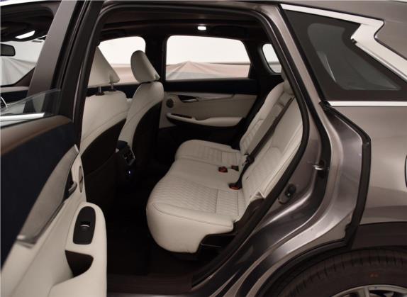 英菲尼迪QX50 2020款 2.0T 四驱旗舰版 车厢座椅   后排空间