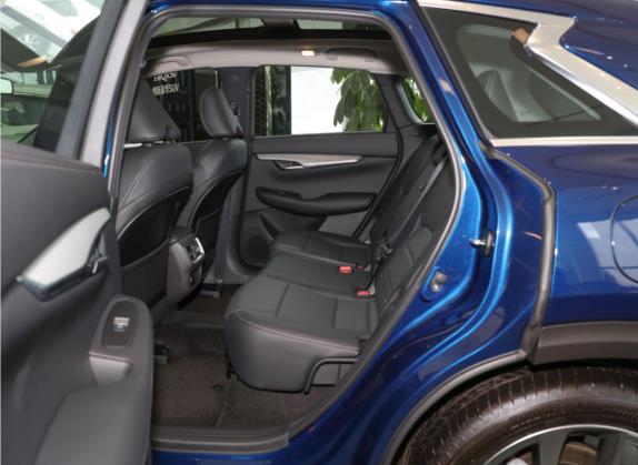 英菲尼迪QX50 2020款 改款 2.0T 四驱领航版 车厢座椅   后排空间