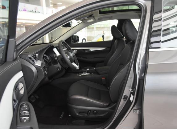 英菲尼迪QX50 2020款 改款 2.0T 四驱智能版 车厢座椅   前排空间