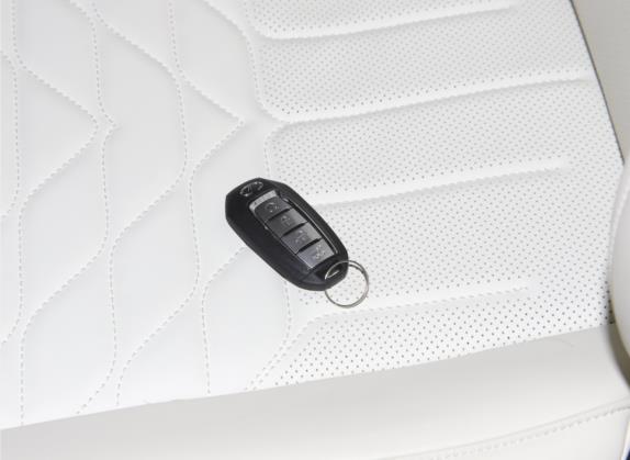 英菲尼迪QX50 2022款 2.0T 两驱WAVE版 其他细节类   钥匙