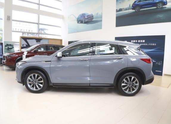 英菲尼迪QX50 2022款 2.0T 两驱WAVE版 外观   正侧