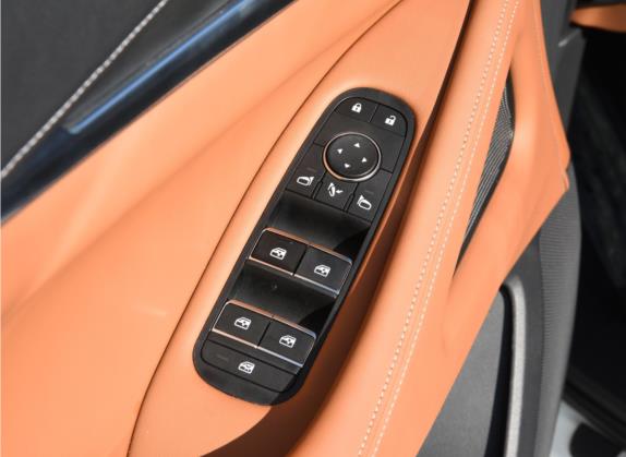 英菲尼迪QX60 2022款 2.0T 四驱卓越版 车厢座椅   门窗控制