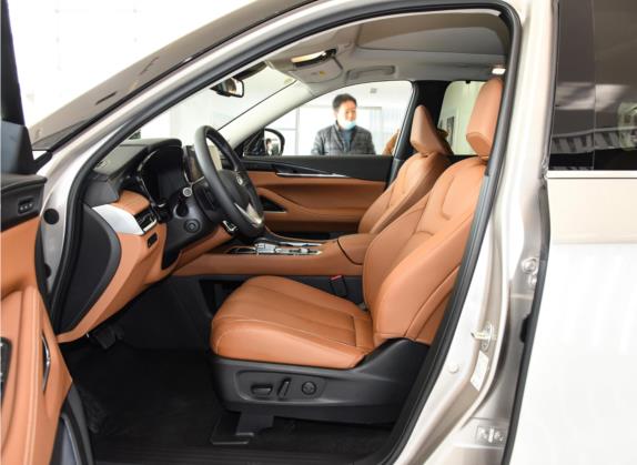 英菲尼迪QX60 2022款 2.0T 四驱尊贵版 车厢座椅   前排空间