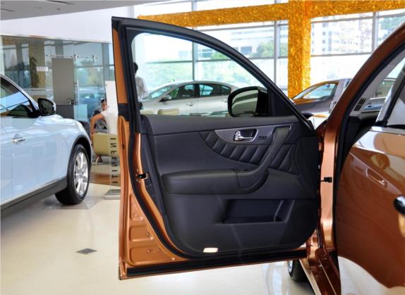 英菲尼迪FX 2011款 FX35 标准版 车厢座椅   前门板
