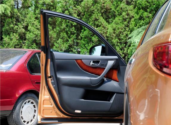 英菲尼迪FX 2011款 FX50 金尚巅峰版 车厢座椅   前门板