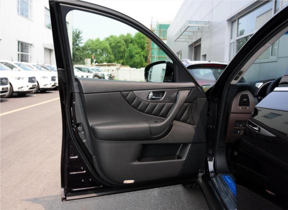 英菲尼迪FX 2013款 FX37 标准升级版 车厢座椅   前门板