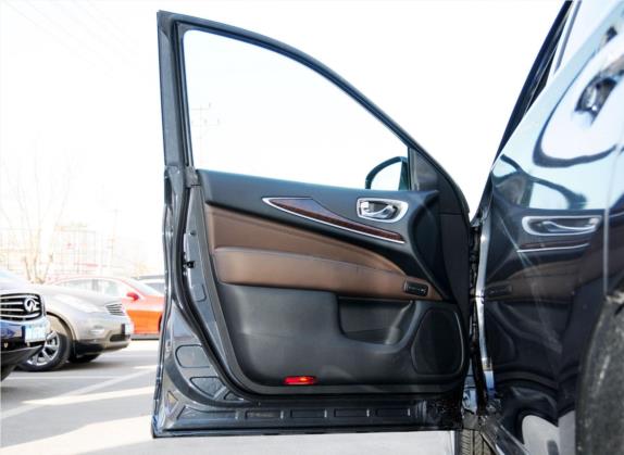 英菲尼迪JX 2013款 JX35 两驱卓越版 车厢座椅   前门板