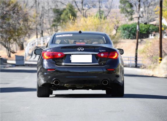 英菲尼迪Q50 2014款 3.7L 豪华运动版 外观   正后