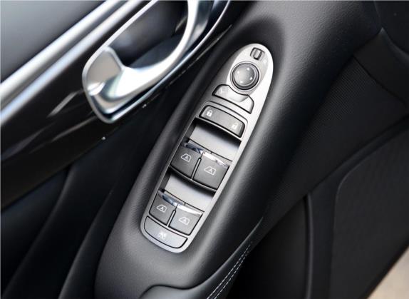 英菲尼迪Q50 2014款 2.0T 舒适版 车厢座椅   门窗控制