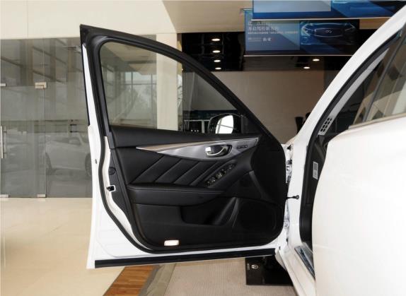 英菲尼迪Q50 2014款 3.7L 舒适版 车厢座椅   前门板