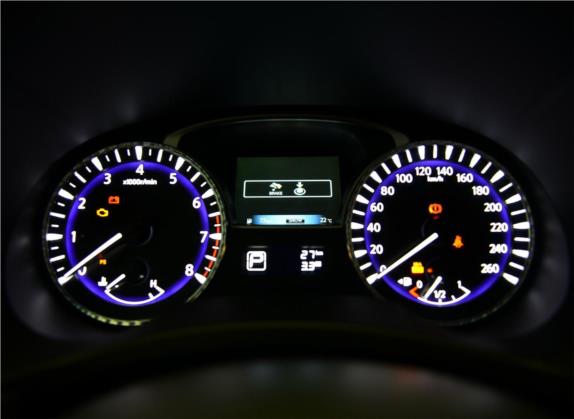 英菲尼迪QX60(进口) 2014款 3.5L 两驱卓越版 中控类   仪表盘