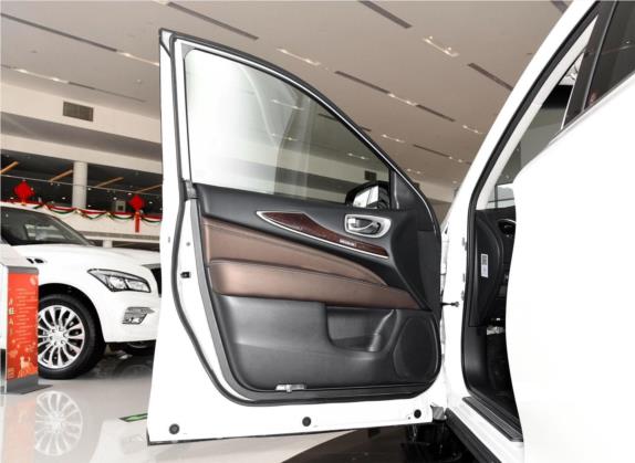 英菲尼迪QX60(进口) 2018款 2.5 S/C Hybrid 两驱冠军家庭版 车厢座椅   前门板