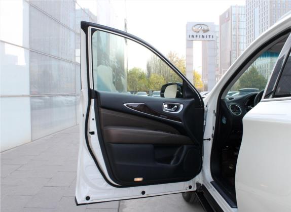 英菲尼迪QX60(进口) 2018款 2.5 S/C Hybrid 两驱卓越版 国VI 车厢座椅   前门板