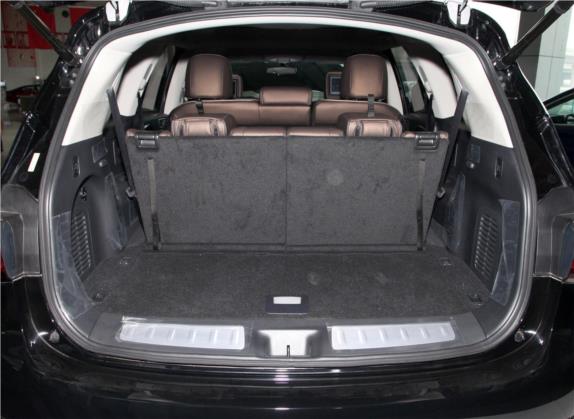 英菲尼迪QX60(进口) 2018款 2.5 S/C Hybrid 四驱全能版 国VI 车厢座椅   后备厢